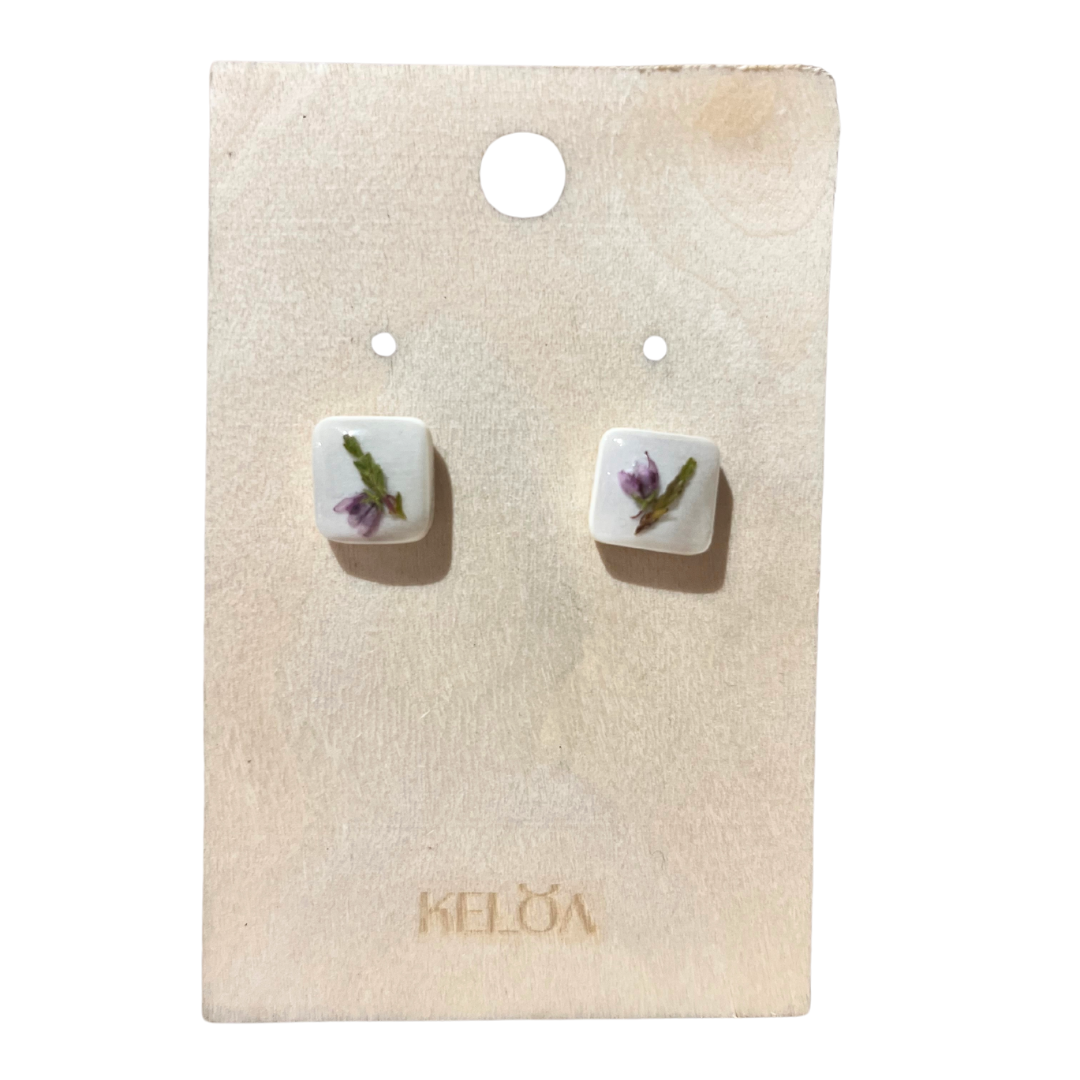 Reindeer antler earrings with wild flower decoration (small)