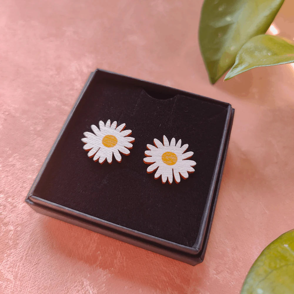 Wildflower stud earrings