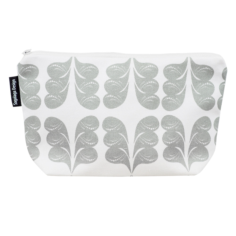 Six cosmetic bags