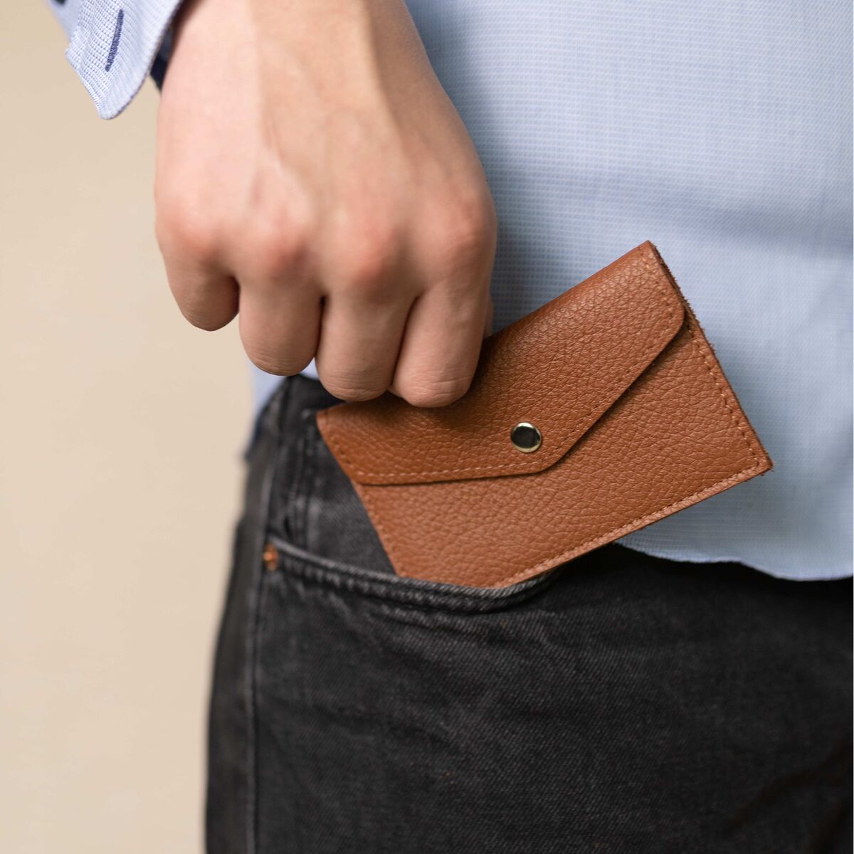 Wallet with card pocket