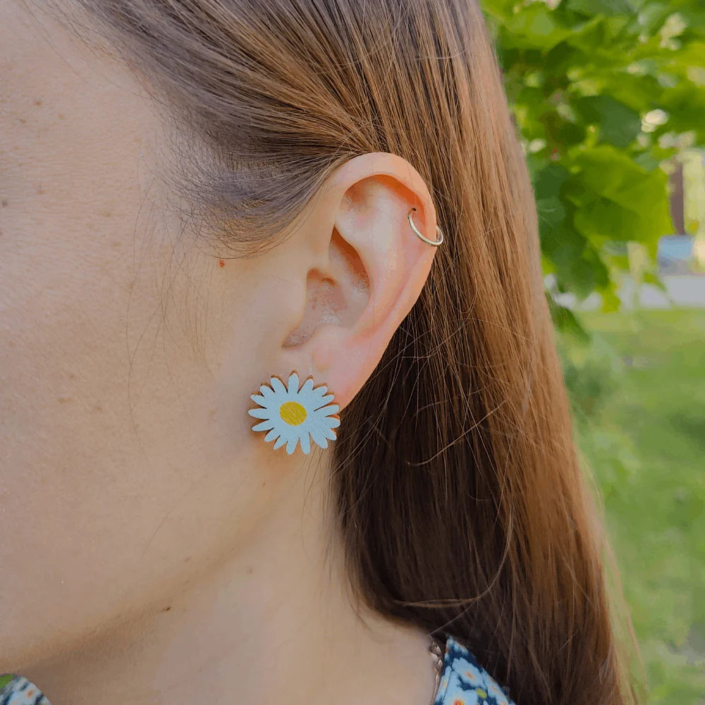 Wildflower stud earrings