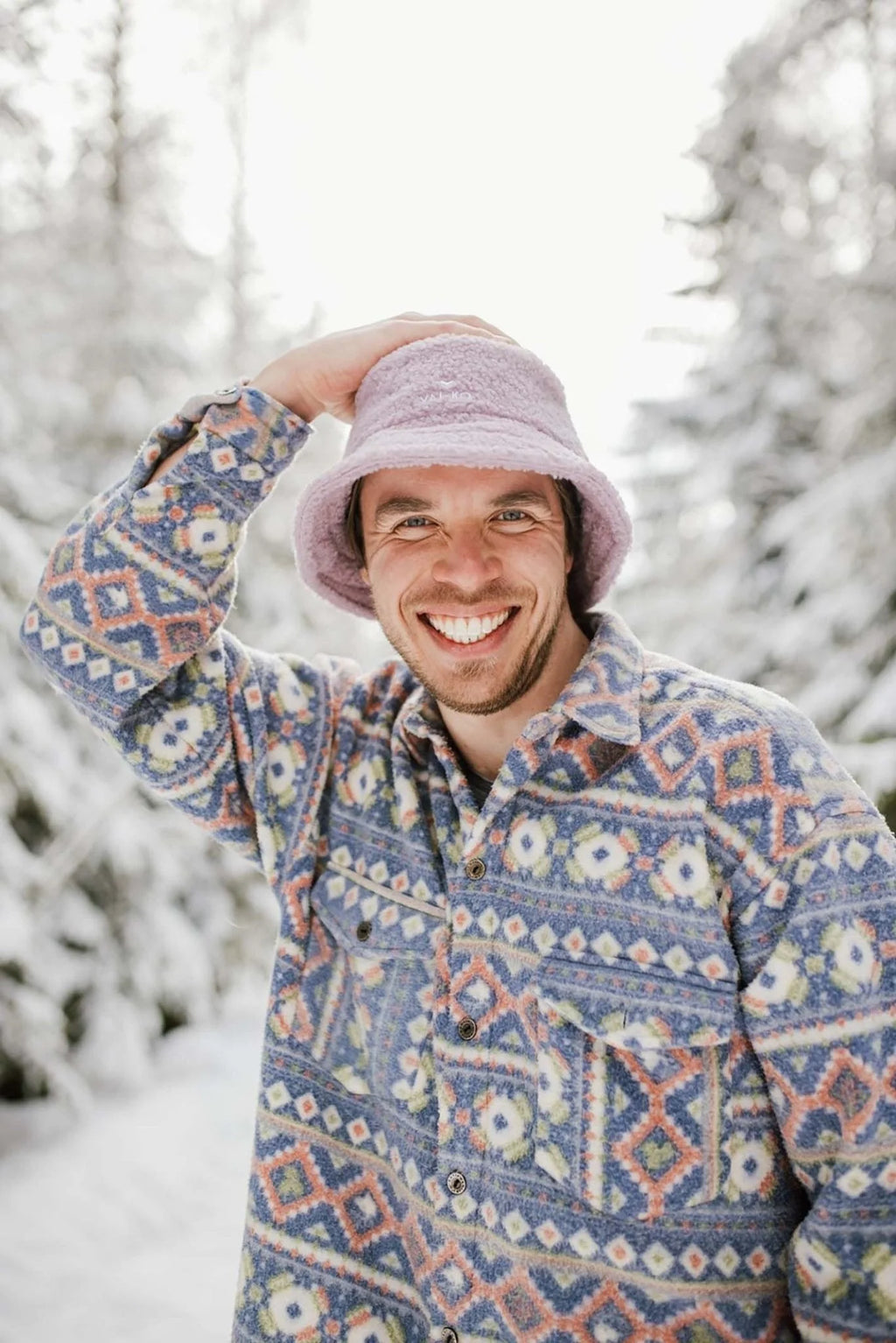Teddy bucket hat