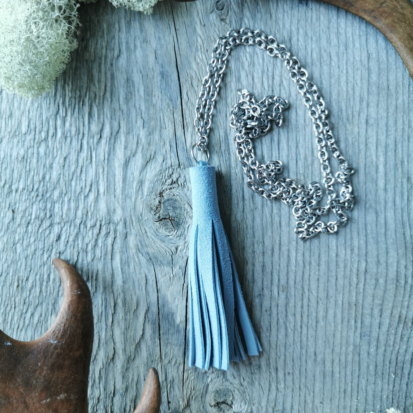 Tassel necklace