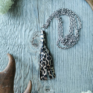 Tassel necklace