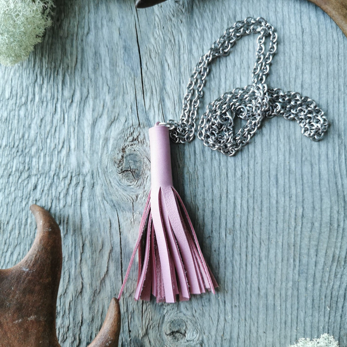 Tassel necklace