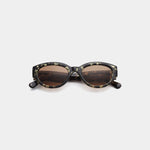 Download an image for Gallery viewing, Winnie

