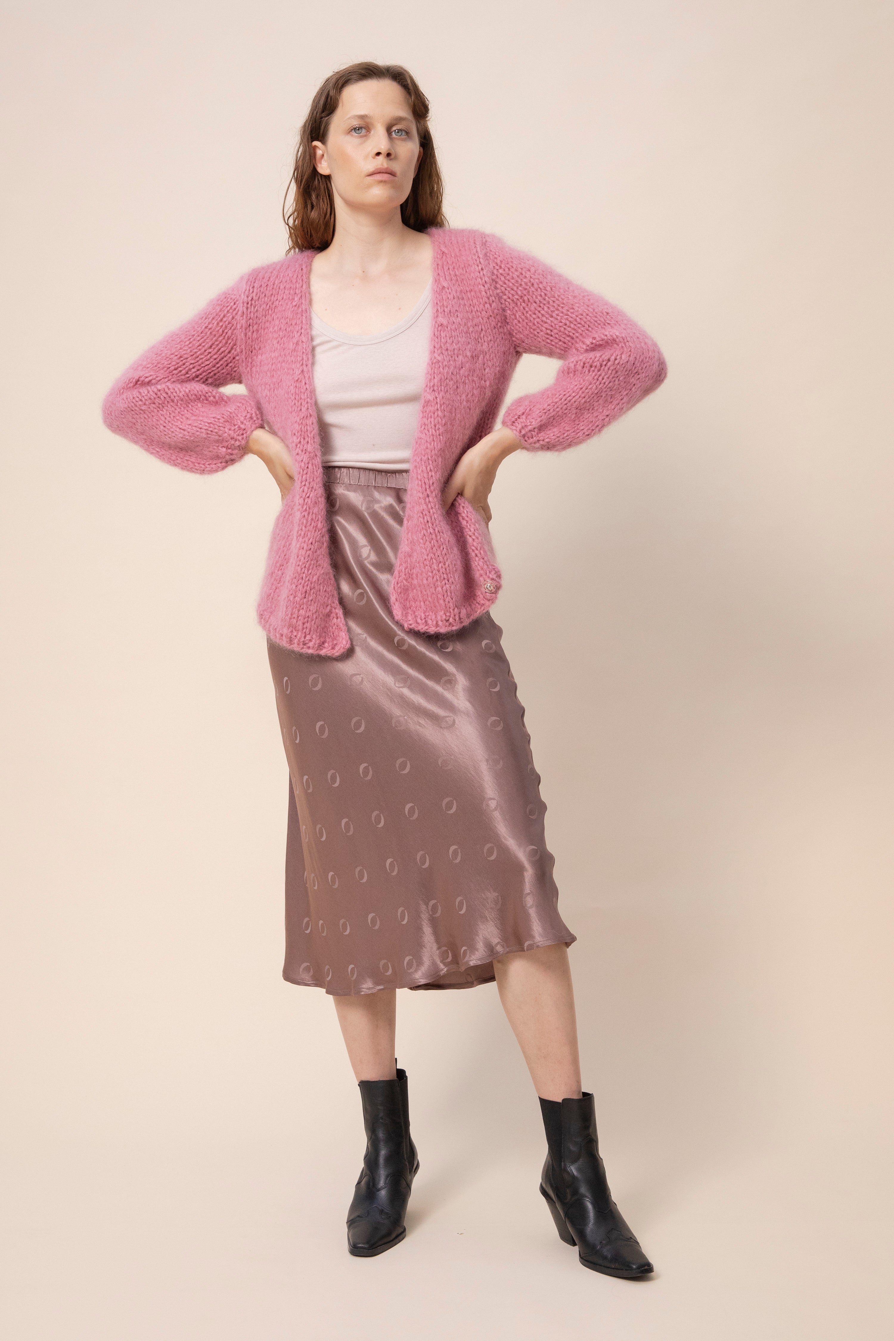 HUURRE handknitted wrap knit