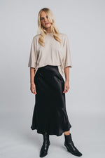 Download an image for Gallery viewing, TUNDRA box shirt
