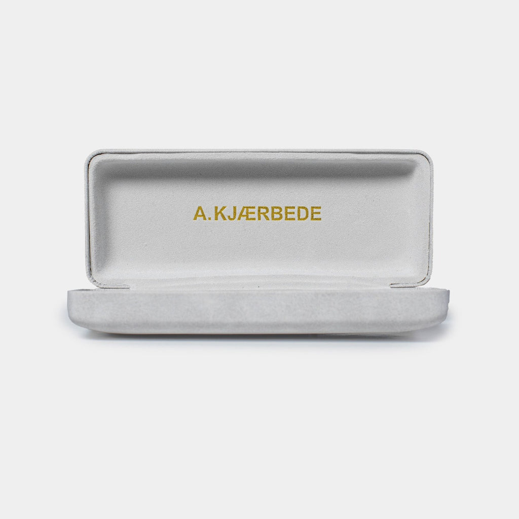 Hard Case
