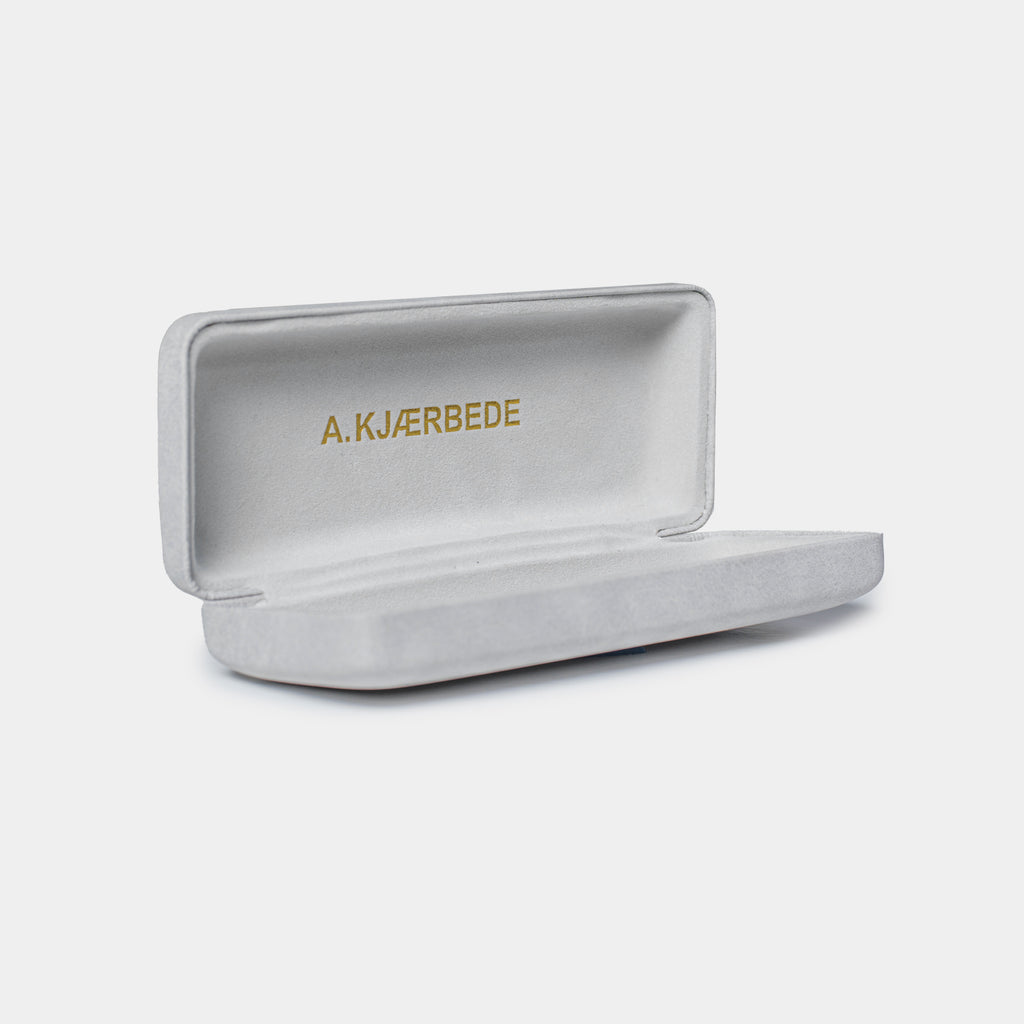 Hard Case